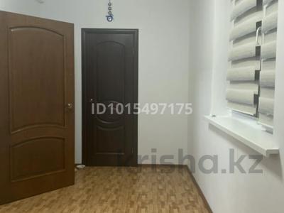 Отдельный дом · 4 комнаты · 145 м² · 9 сот., Акжаик — Жангир хан за 86 млн ₸ в 
