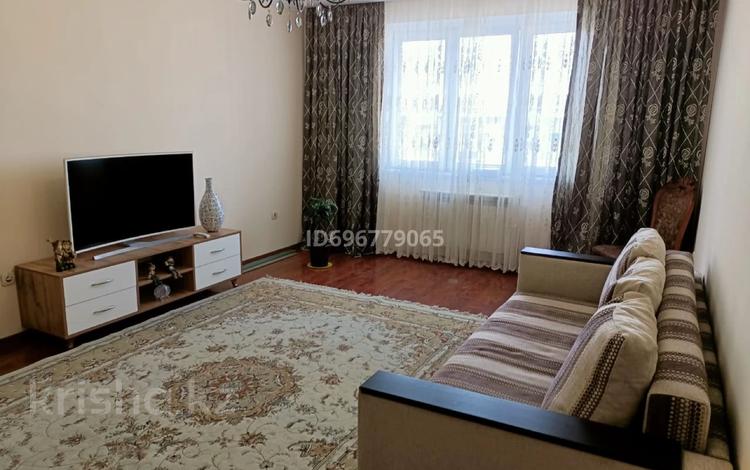 2-бөлмелі пәтер · 80 м² · 8/12 қабат, мкр Жетысу-3 55 — Абая момышулы, бағасы: 290 000 ₸ в Алматы, Ауэзовский р-н — фото 2
