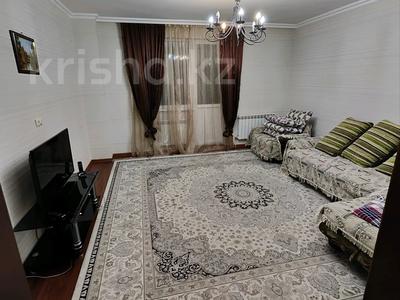 Аренда квартир в Астане: 3-комнатная квартира · 88 м² · 8/14 этаж, Сарайшык — Золотой квадрат за 280 000 〒 3-комнатная квартира · 88 м² · 8/14 этаж, Сарайшык — Золотой квадрат за 280 000 〒 в Астане, Есильский р-н