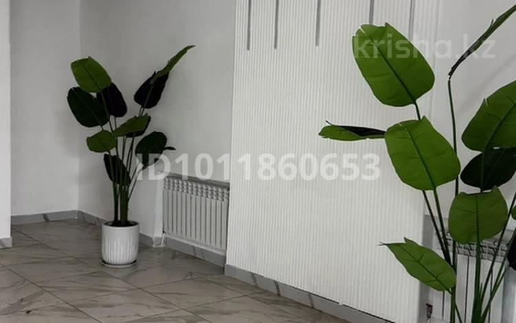 2-бөлмелі пәтер · 68.2 м² · 7/14 қабат, Нургиса Тилендиева 38, бағасы: 27 млн ₸ в Астане, р-н Байконур — фото 2