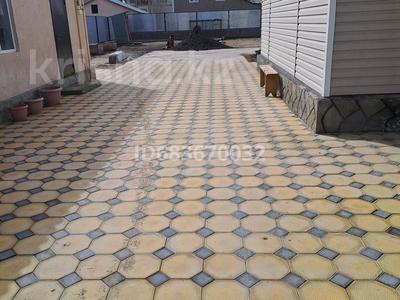 Жеке үй · 5 бөлме · 200 м² · 10 жүзд., Карасай батыр 31, бағасы: 46 млн ₸ в Атырау, мкр Мирас