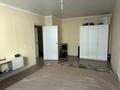 1-бөлмелі пәтер · 43 м² · 5/10 қабат, ул. Абикен Бектуров, 17 2, бағасы: 25.5 млн ₸ в Астане, Есильский р-н — фото 4