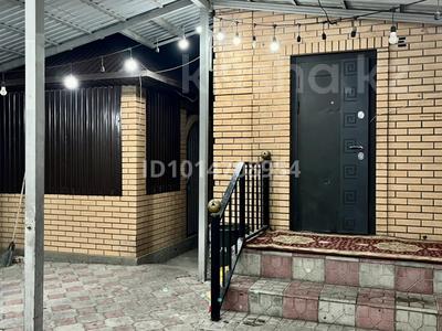 Жеке үй · 6 бөлме · 230 м², Ғарышкер ш/а, Гагарина 197 — Гагарина Уалиханова, бағасы: 50 000 ₸ в Талдыкоргане, мкр Гарышкер