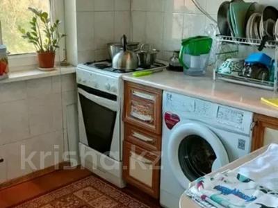 3-комнатная квартира · 60 м² · 4/4 этаж, мкр №8 24 — Шаляпина за 32 млн ₸ в Алматы, Ауэзовский р-н