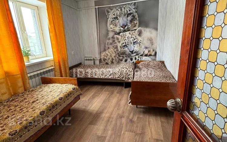 1 комната · 20 м² · 1 этаж, мкр Новый Город, Новый Город Тургенева 48/1 за 3 000 〒 в Караганде, Казыбек би р-н — фото 4