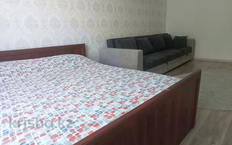 1-бөлмелі пәтер · 35 м² · 2/5 қабат, Оралхан Бокей 5, бағасы: 10 000 ₸ в Усть-Каменогорске — фото 11