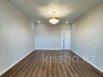 Продажа квартир в Актюбинской обл.: 2-комнатная квартира · 88.3 м² · 3/5 этаж, мкр. Алтын орда за 31 млн 〒 2-комнатная квартира · 88.3 м² · 3/5 этаж, мкр. Алтын орда за 31 млн 〒 в Актобе