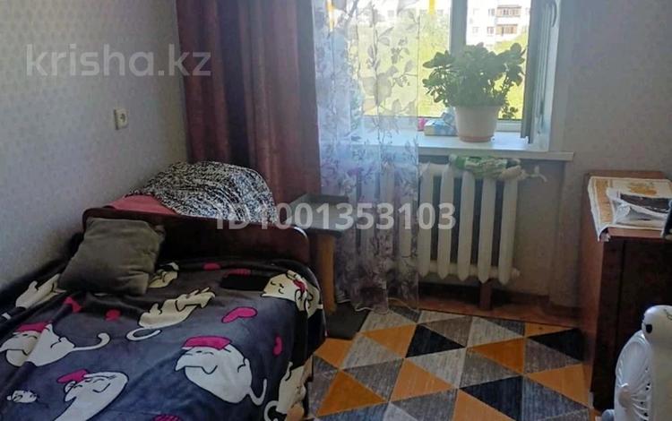 2-бөлмелі пәтер · 43.8 м² · 5/5 қабат, Гарышкерлер — Ул.Мира и Гарышкерлер, бағасы: 11 млн ₸ в Жезказгане — фото 2