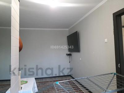 2-бөлмелі пәтер, 44.7 м², 5/5 қабат, Майкудук, Майкудук, 13й микрорайон 32, бағасы: 10.5 млн 〒 в Караганде, Алихана Бокейханова р-н