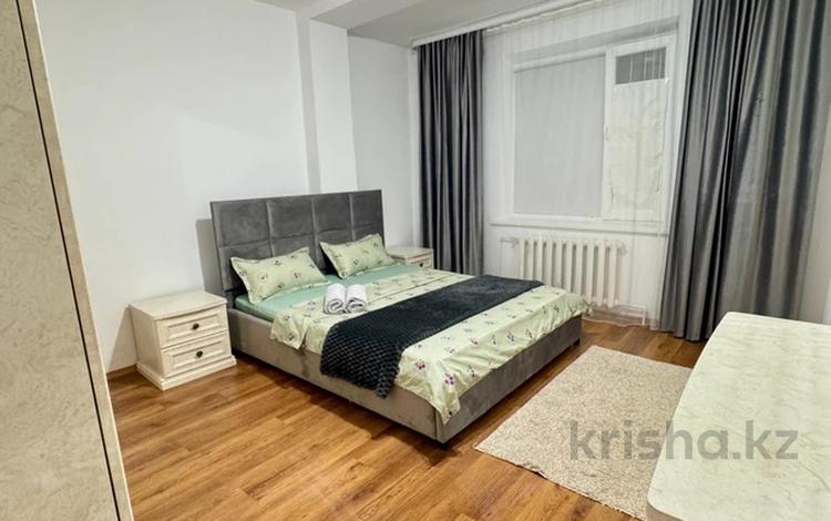 2-комнатная квартира · 75 м² · 8/9 этаж, мкр. Зачаганск пгт, Монкеулы 105 — Жекпе-Жек, Алтындар, СХИ, Көктем торг дом, Арбат за 17 000 ₸ в Уральске — фото 2