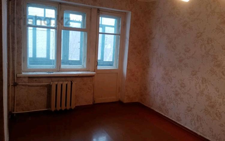 1-комнатная квартира, 30.3 м², 3/4 этаж, Толстого за 6.5 млн 〒 в Уральске — фото 2