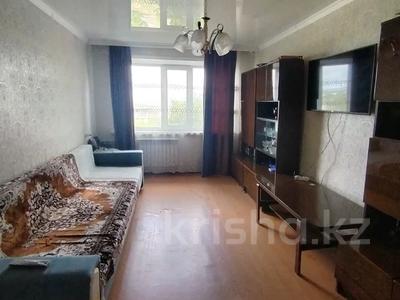 3-комнатная квартира · 62 м² · 5/5 этаж, Майкудук, 15 й микрорайон 16 за 11.4 млн ₸ в Караганде, Алихана Бокейханова р-н