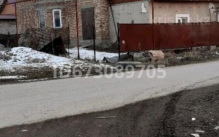 Отдельный дом · 9 комнат · 350 м² · 10 сот., Аблайхана 78 — Валиханова за 50 млн 〒 в Талгаре — фото 2