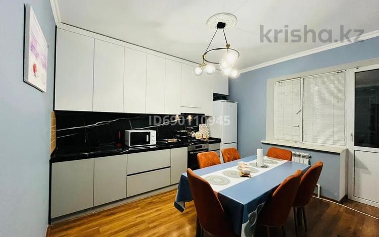 3-бөлмелі пәтер · 100.9 м² · 7/9 қабат, Мкр.Авангард 11 Б, бағасы: 50 млн ₸ в Атырау, мкр Авангард-2 — фото 2
