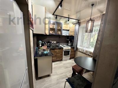 3-комнатная квартира · 54.2 м² · 1/5 этаж, Панфилова — Ленинградская, Абая Кунанбаева за 8 млн ₸ в Шахтинске