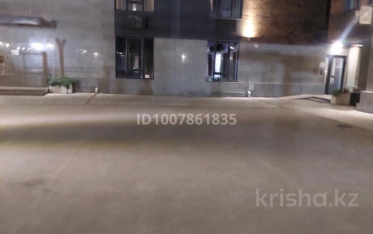 2-комнатная квартира · 70 м² · 2/7 этаж, Абая 38 — Абая между Масанчи и Байтурсынова за 24 000 ₸ в Алматы, Бостандыкский р-н — фото 7