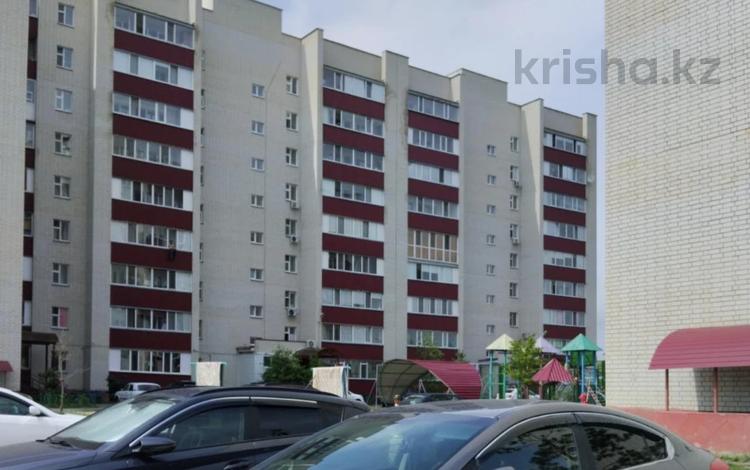 2-бөлмелі пәтер · 52 м² · 3/9 қабат, Кизатова 2л, бағасы: 23.5 млн ₸ в Петропавловске — фото 2