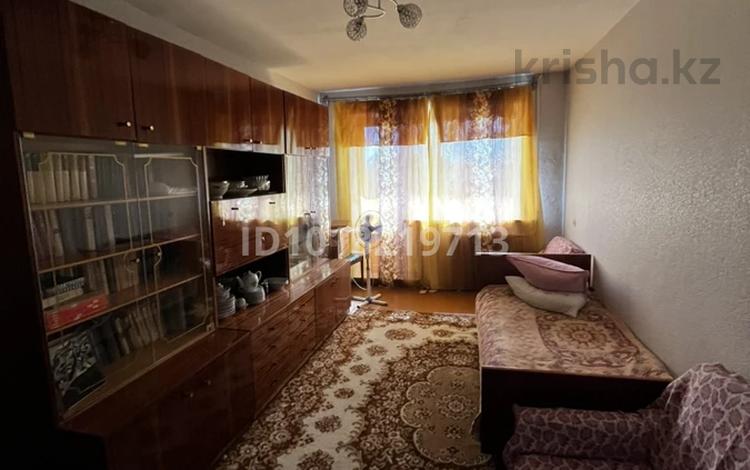 2-бөлмелі пәтер · 43.1 м² · 4/5 қабат, Абая 20, бағасы: 18 млн ₸ в Костанае — фото 2