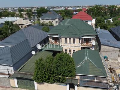 Отдельный дом · 6 комнат · 320 м² · 8 сот., мкр Жайлау 6 — Алмахана кажи 1-й переулок за 85 млн ₸ в Шымкенте, Абайский р-н