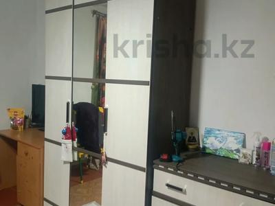 Отдельный дом · 3 комнаты · 70 м² · 9 сот., Алатау 54 — Пересечение ауезова за 11 млн 〒 в Каргалы (п. Фабричный)