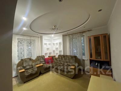 3-комнатная квартира · 60 м² · 1/2 этаж, Гоголя 14 за 14.6 млн ₸ в Усть-Каменогорске, Ульбинский