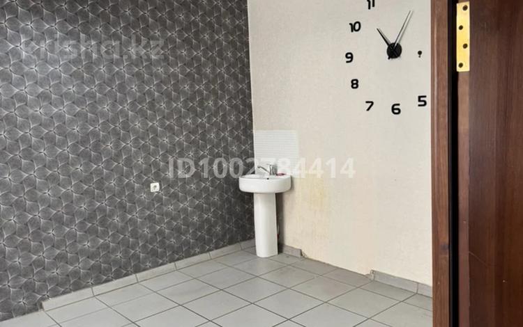 1 комната · 22 м² · 1/2 этаж, Абая 132 за 115 000 ₸ в Костанае — фото 7