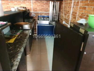 Дүкендер мен бутиктер · 200 м², бағасы: 30 млн ₸ в Батыре