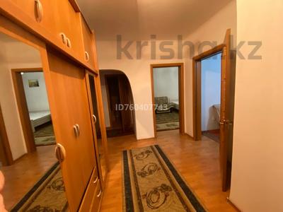 Аренда квартир в Алматы: 2-комнатная квартира · 78 м² · 6/9 этаж · помесячно, мкр Аксай-1А, Мкр. Аксай 21 за 230 000 〒 2-комнатная квартира · 78 м² · 6/9 этаж · помесячно, мкр Аксай-1А, Мкр. Аксай 21 за 230 000 〒 в Алматы, Ауэзовский р-н