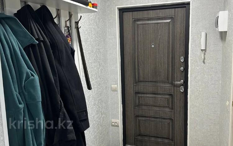 2-бөлмелі пәтер · 52 м² · 9/10 қабат, Ақсай-5 ш/а., мкр Аксай, Б. Момышулы, бағасы: 37 млн ₸ в Алматы, Ауэзовский р-н — фото 2