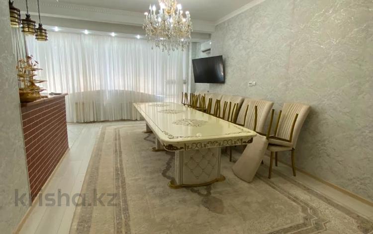 3-бөлмелі пәтер · 108 м² · 4/8 қабат, Сатпаева 39А, бағасы: 33 млн ₸ в Атырау — фото 11