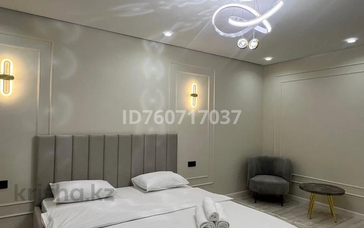 1-комнатная квартира · 50 м² · 4/16 этаж, Сырым батыра за 16 000 ₸ в Шымкенте, Каратауский р-н — фото 2