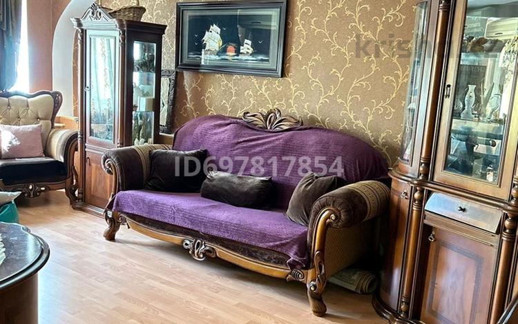 3-бөлмелі пәтер · 70 м² · 2/5 қабат, Владимирского 8, бағасы: 28 млн ₸ в Атырау, мкр Авангард-3 — фото 2
