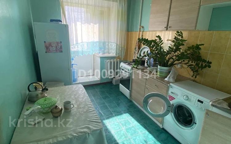 2-комнатная квартира · 48 м² · 4/9 этаж, мкр 11 41 за 17 млн 〒 в Актобе — фото 2