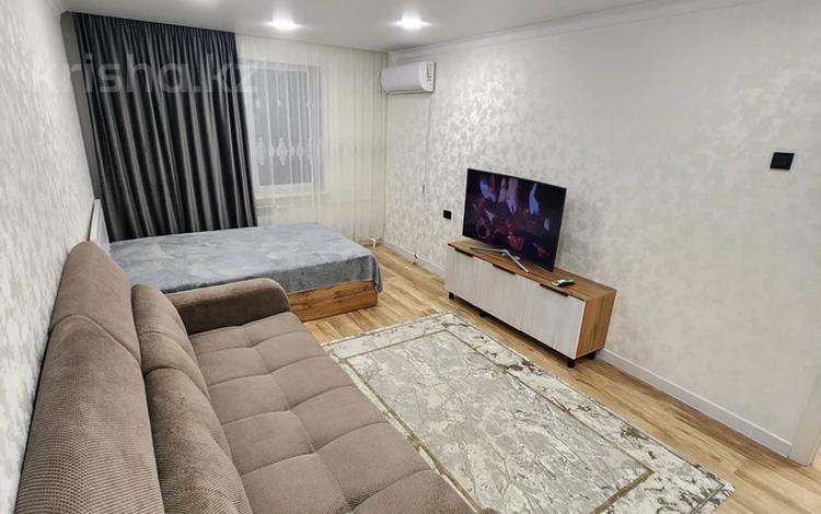 1-комнатная квартира · 35 м² · 1/2 этаж, Кошербаева 24г — Пересечение улицы Кеншелер, район магазина ДОБРОЦЕН за 15 000 ₸ в Экибастузе — фото 4