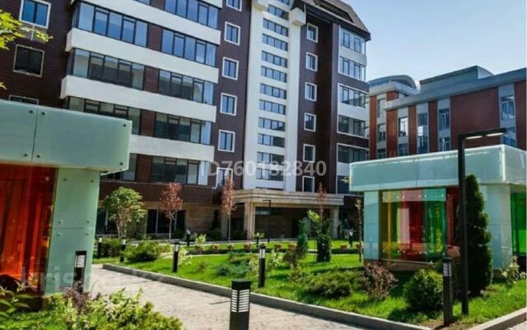 2-комнатная квартира · 80 м² · 5/6 этаж, мкр Горный Гигант, Манаева 92/1 за 580 000 〒 в Алматы, Медеуский р-н — фото 7