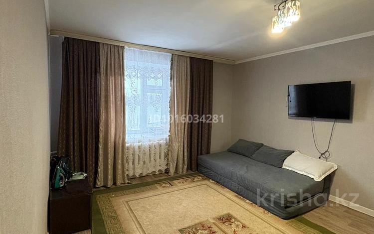 1-комнатная квартира · 40 м² · 5/9 этаж, мкр 8, Братья Жубановых 282 — Напротив главного университета К.Жубанова за 150 000 ₸ в Актобе — фото 2