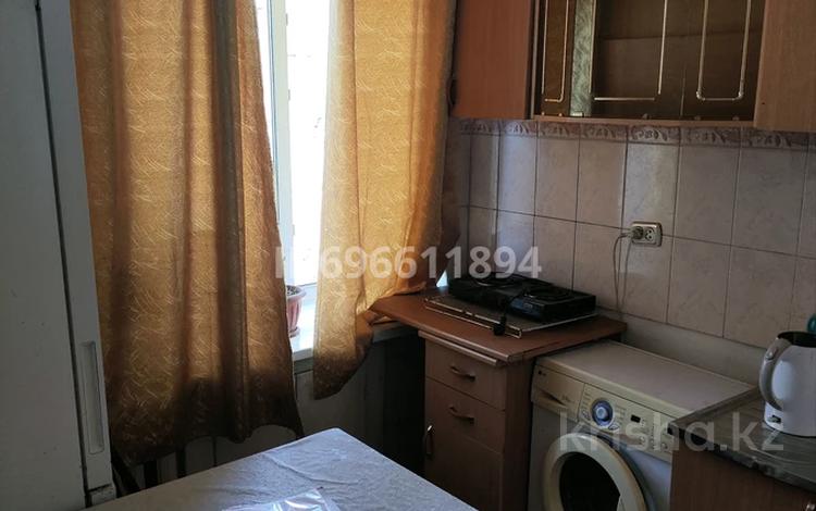 3-комнатная квартира · 56 м² · 2/53 этаж, Засядько 55 — Район рынка Жансая за 200 000 ₸ в Семее — фото 2