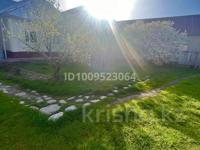 Отдельный дом · 4 комнаты · 90 м² · 6 сот., мкр 6-й градокомплекс, Мынбулак 31 — За базаром Кенжехан за 100 млн ₸ в Алматы, Алатауский р-н