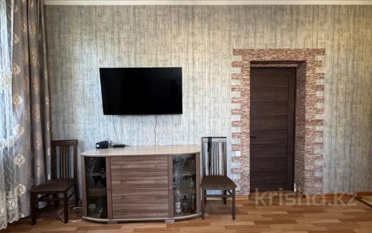 2-бөлмелі пәтер · 45.3 м² · 1/3 қабат, Трусова, бағасы: 17 млн ₸ в Семее — фото 2