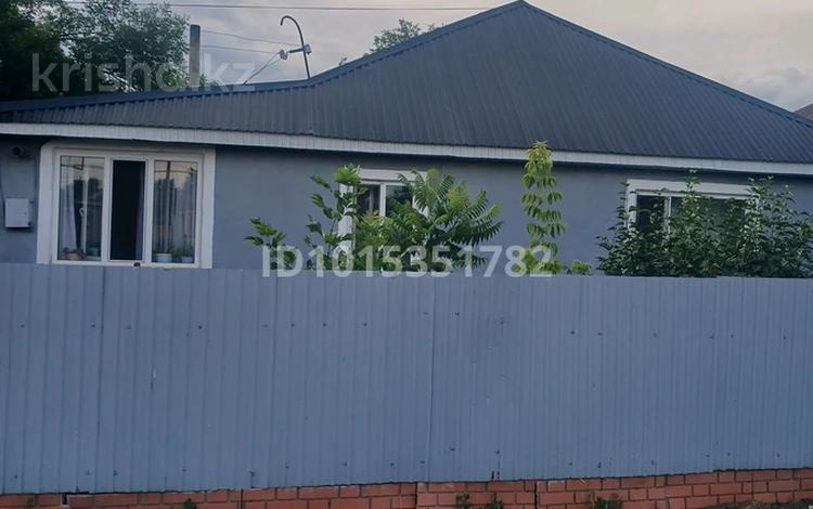 Отдельный дом · 4 комнаты · 100 м² · 10 сот., Ауезова 34 — По за 17 млн ₸ в Балпыке Би — фото 2