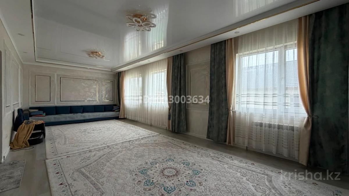 Отдельный дом · 4 комнаты · 180 м² · 6.5 сот.