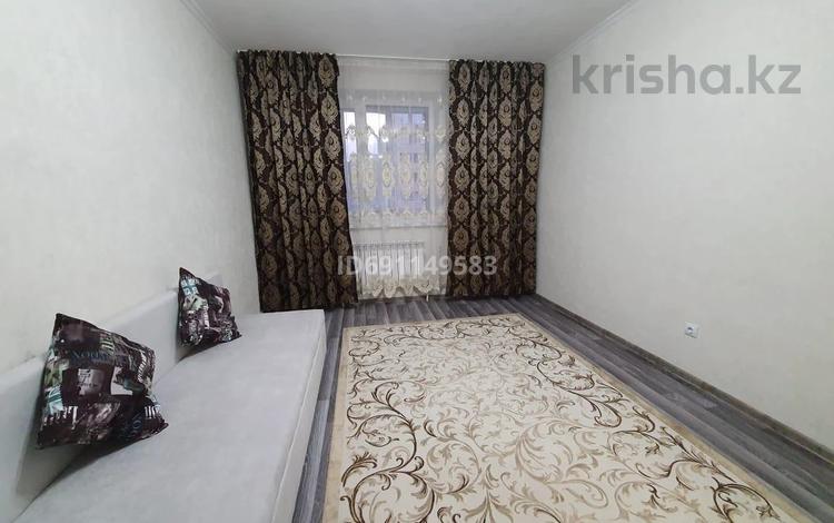 1-комнатная квартира, 40 м², 4/9 этаж помесячно, Байтурсынова