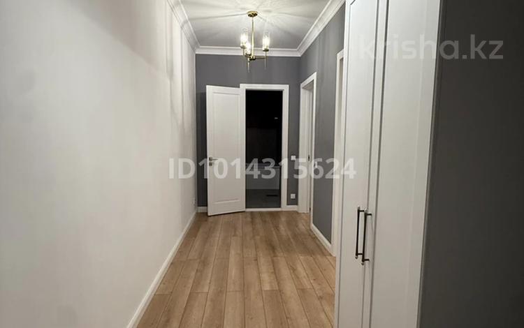 2-комнатная квартира · 64 м² · 9/12 этаж, Мухамедханова 20 — Мухамедханова за 350 000 ₸ в Астане, Нура р-н — фото 2