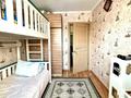 3-бөлмелі пәтер · 62.5 м² · 4/5 қабат, мкр Михайловка , Касыма Аманжолова 31, бағасы: 26 млн ₸ в Караганде, Казыбек би р-н — фото 4