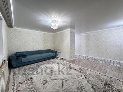 3-комнатная квартира · 79 м² · 1/6 этаж, Азербаева 6 — Кошкарбаева за 34.5 млн 〒 в Астане, Сарайшык р-н