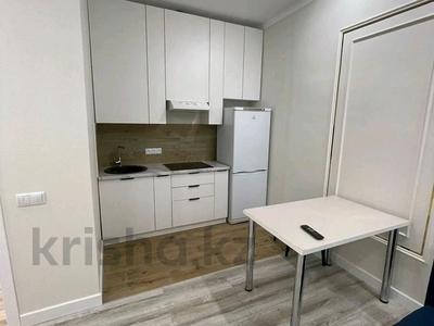 1-комнатная квартира, 32 м², 3/9 этаж помесячно, Мустафа Шокай 107 за 135 000 〒 в Астане, Алматы р-н