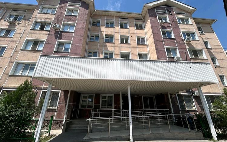 3-комнатная квартира · 70 м² · 3/5 этаж, мкр Акжайык 2 а за 210 000 ₸ в Шымкенте, Абайский р-н — фото 2