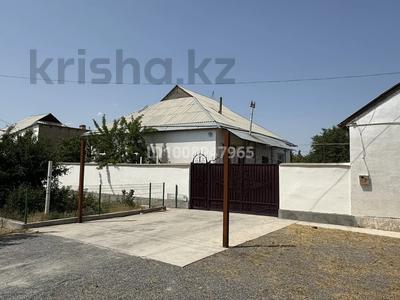 Отдельный дом · 5 комнат · 180 м² · 10 сот., Т Рустемов 113 — Пересечение Тараз улица Т Рустемов за 50 млн 〒 в Туркестане