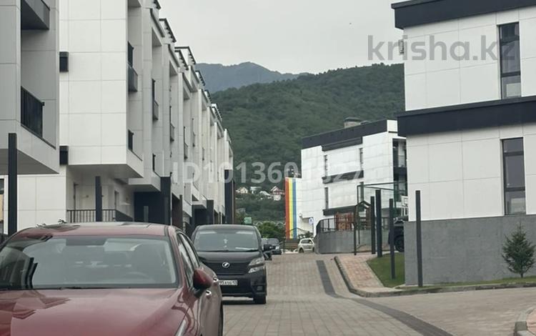 2-бөлмелі пәтер · 63.7 м² · 2/3 қабат, Нұр Алатау ш/а., Какимбека Салыкова 40 — школа Tamos, бағасы: 52 млн ₸ в Алматы, Бостандыкский р-н — фото 2