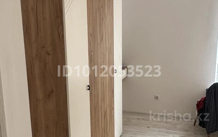 2-бөлмелі пәтер · 42.9 м² · 2/9 қабат, Жанатурмыс 140/2 — Жандосово, ЭКО пост Акжар, бағасы: 28 млн ₸ в Алматинской обл. — фото 2